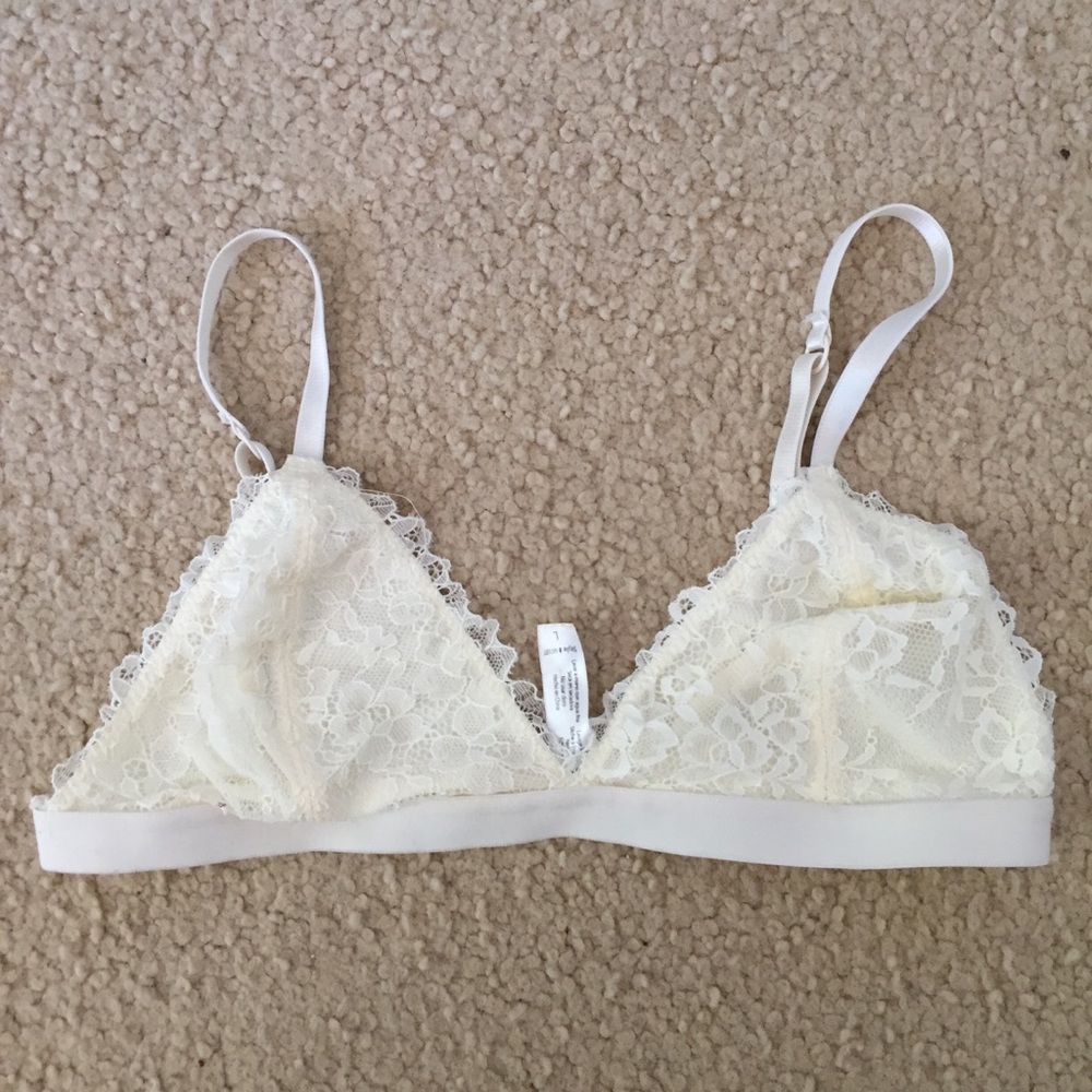Tilly’s Cream Lace Bralette